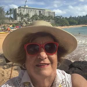 Meet your Posher, Sandra